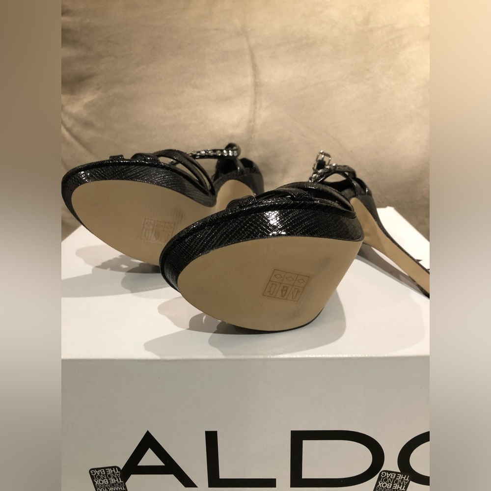 💃🏿LIKE AND GET 30% OFF💃🏿 BNIB ALDO • Women’s Sandal - Picture 3 of 9